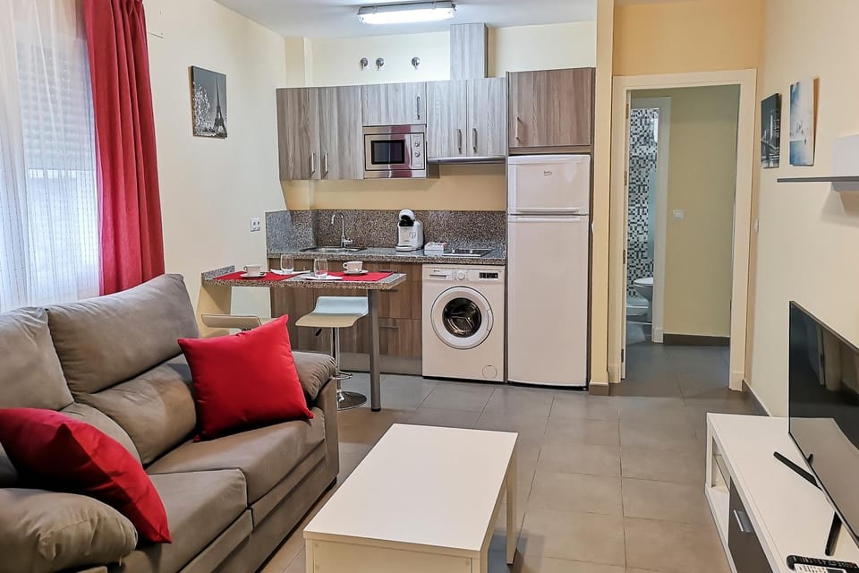 Kitchen or kitchenette, Living room, Dining area