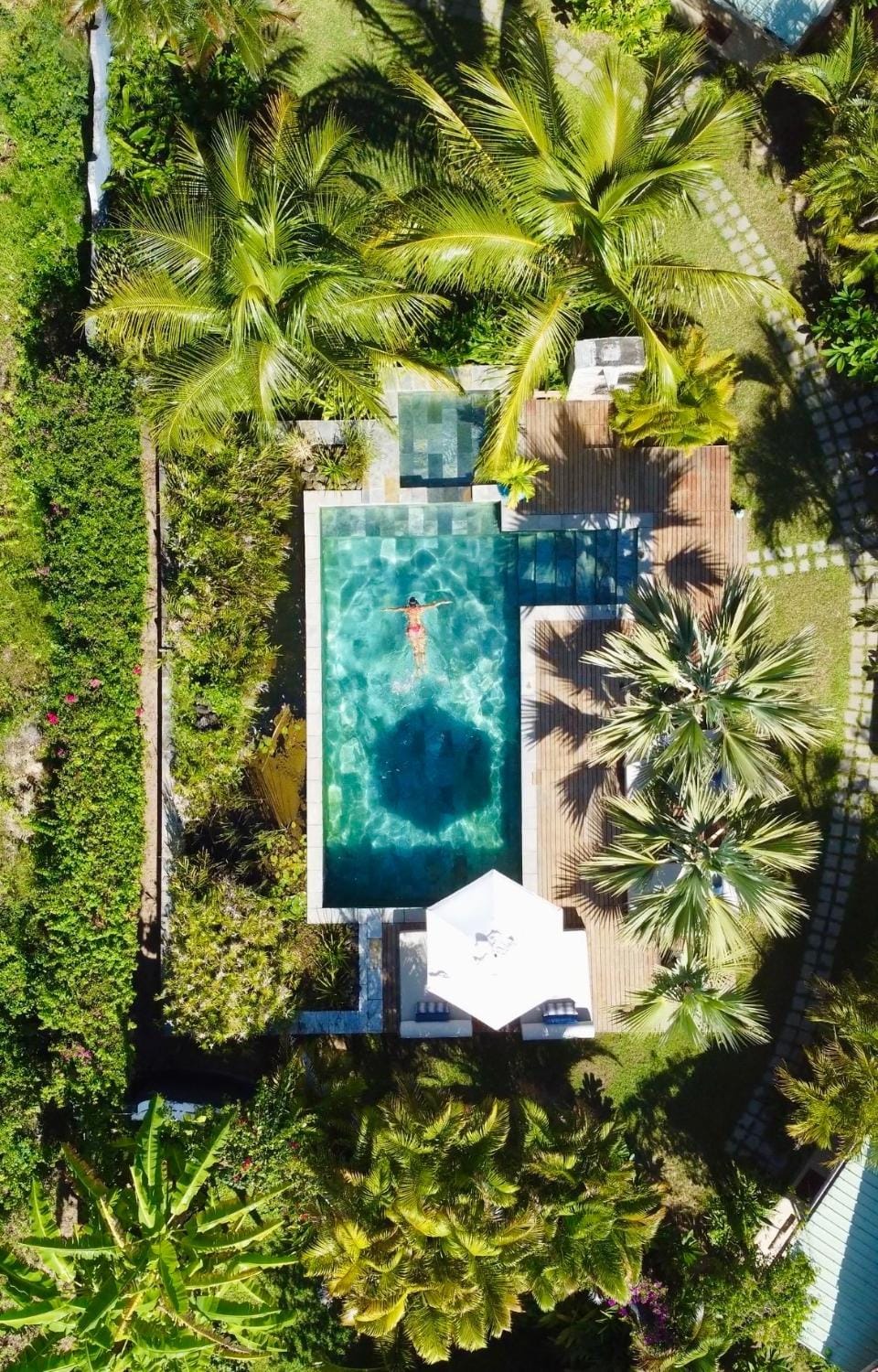 Bird's eye view, Swimming pool