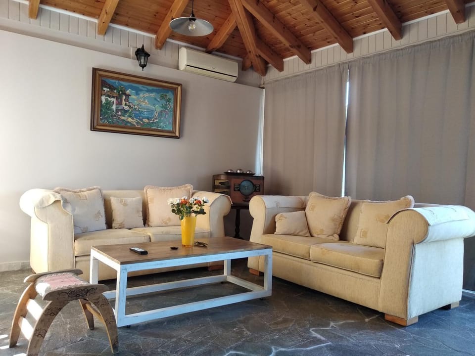 Living room, Seating area, Garden view, Mountain view