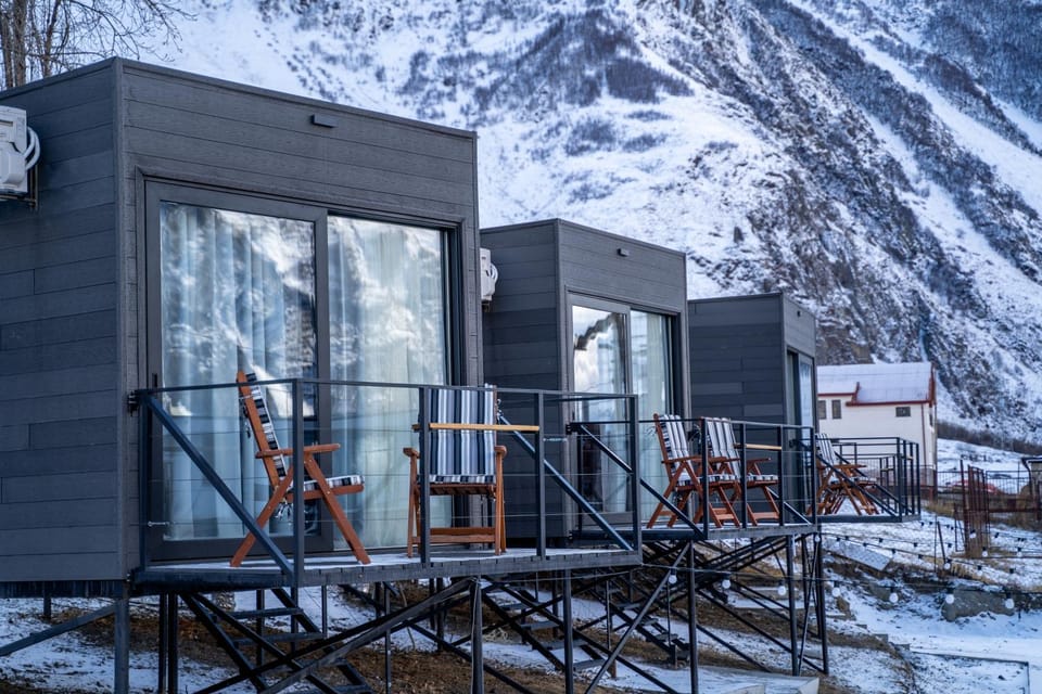 Property building, Day, Winter, Balcony/Terrace, Mountain view
