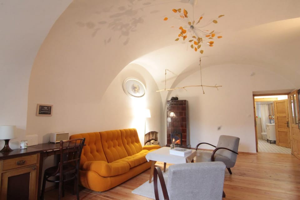 Living room, Decorative detail