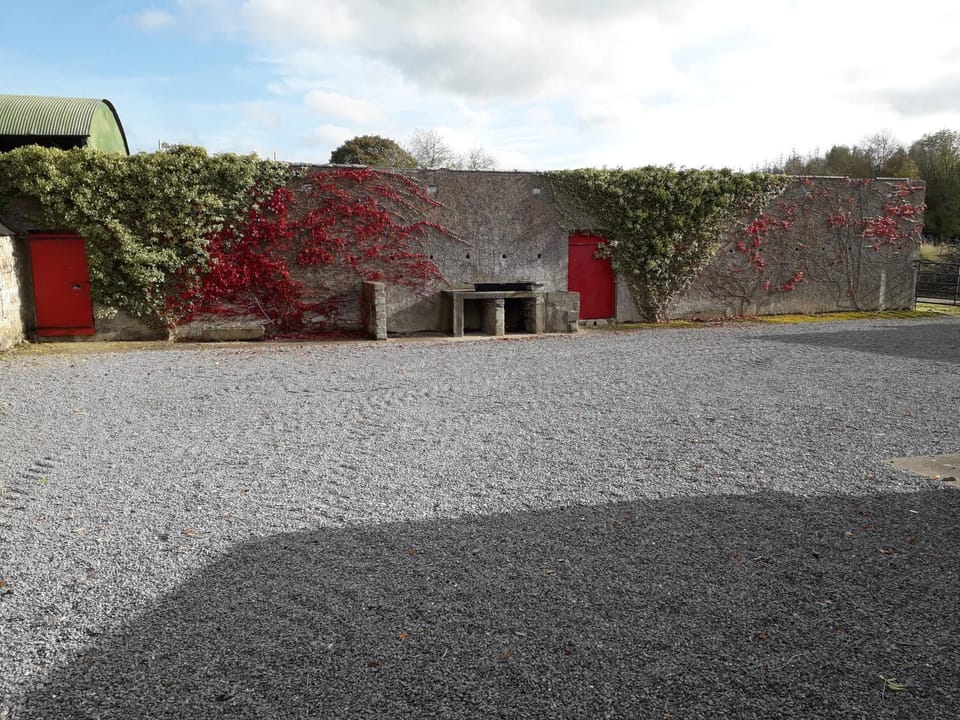 Wellfield Farmhouse House in Co. Tipperary, Ireland
