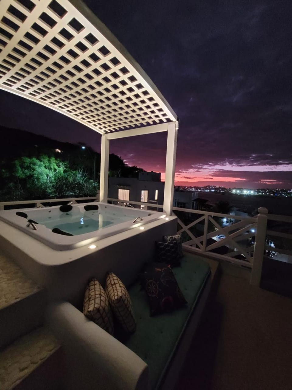 Night, Hot Tub, View (from property/room), Balcony/Terrace, Balcony/Terrace, City view, Open Air Bath