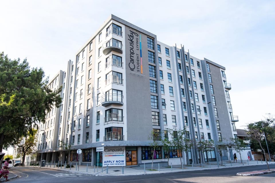 Property building, Neighbourhood, Street view, Location