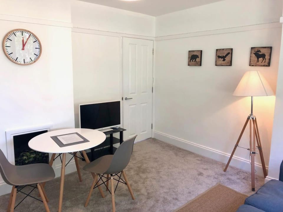 Ashbrook Harwell 18 Apartment in England