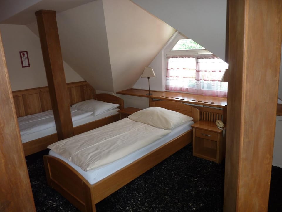Day, Photo of the whole room