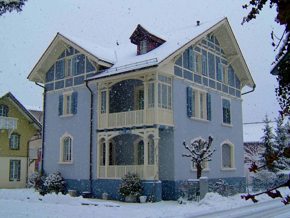 Villa Deck Bed and Breakfast in Switzerland