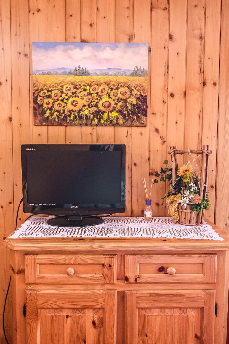 Communal lounge/ TV room