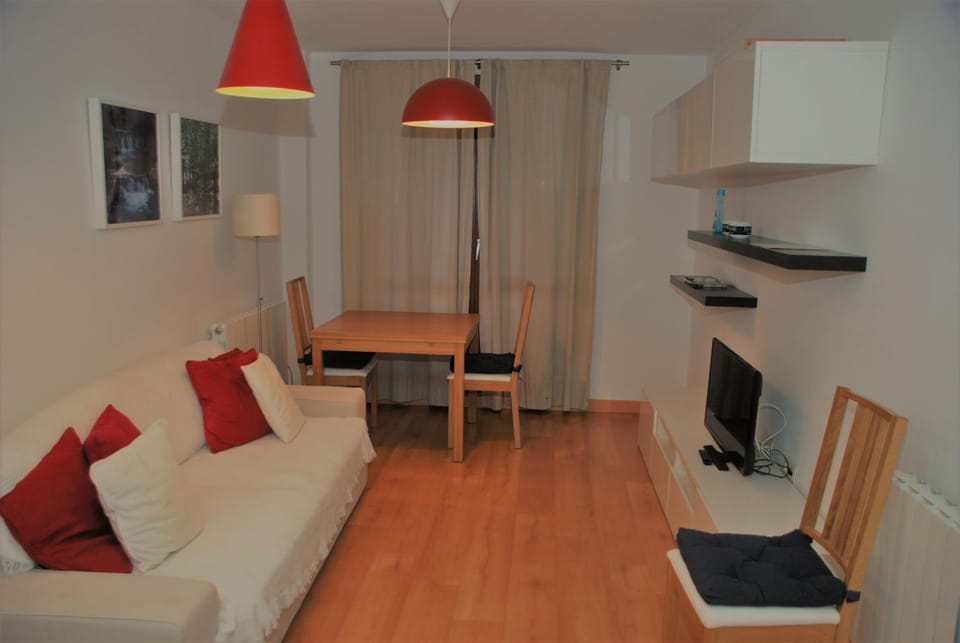 TU APARTAMENTO EN EL VALLE DE TENA en ESCARRILLA Apartment in Aragon