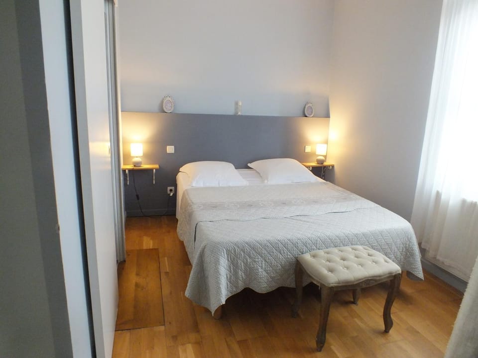A la Fleur de Lys Bed and Breakfast in Centre-Val de Loire