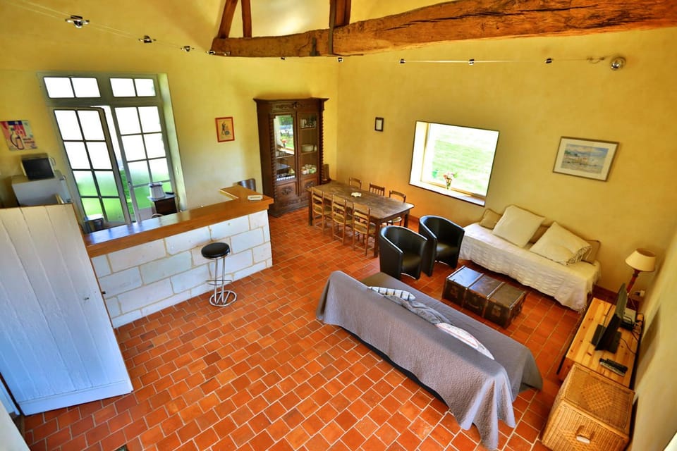 TV and multimedia, Living room, Lounge or bar