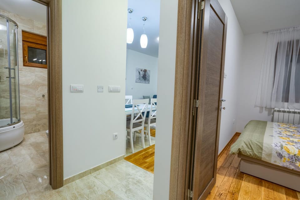 Bathroom, Dining area, Bedroom