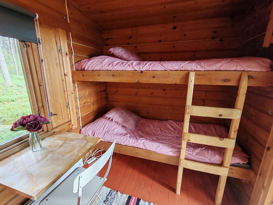 Lemmenjoen Lumo - Nature Experience & Accommodation Campground/ 
RV Resort in Lapland