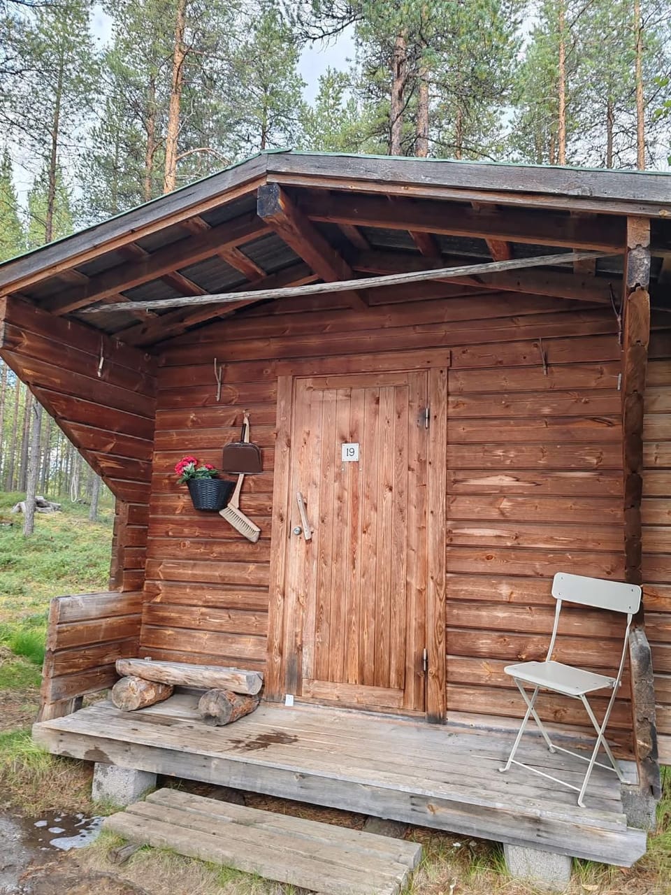 Lemmenjoen Lumo - Nature Experience & Accommodation Campground/ 
RV Resort in Lapland