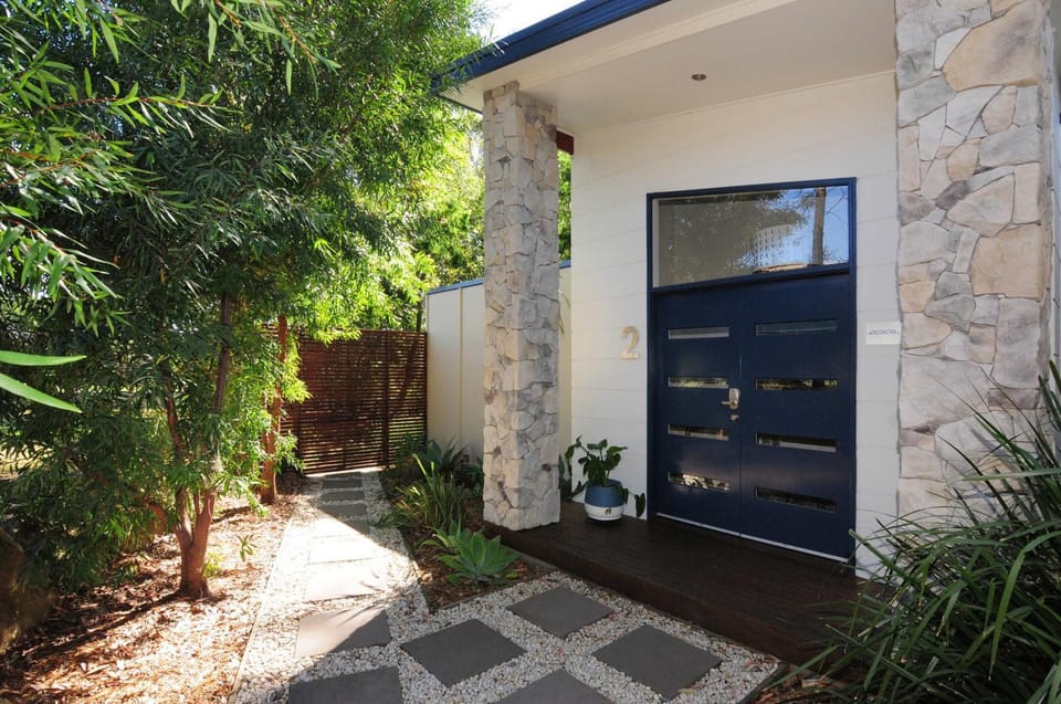 Acacia on Orion Beach - pet-friendly coastal home House in Vincentia