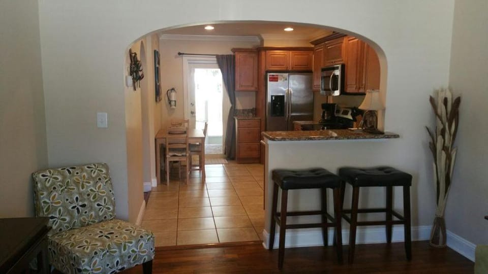 The Best location in Deerfield Beach. House in Deerfield Beach