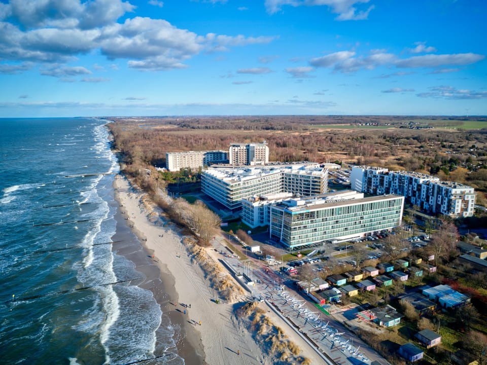 Property building, Neighbourhood, Bird's eye view, Beach, Sea view, Location