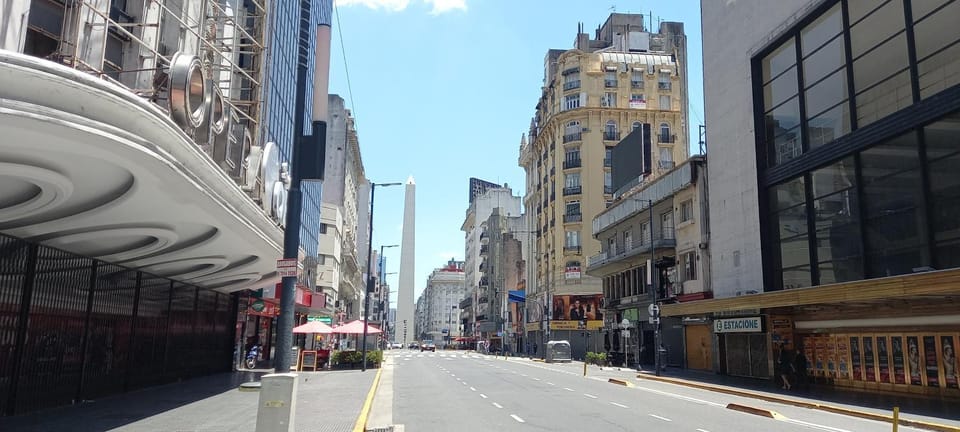 RANCHO TANGUERO EN EL OBELISCO en Corrientes 818 Apartment in Buenos Aires