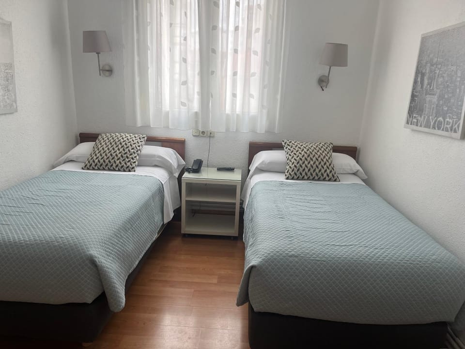 Pensión Lizaso Bed and Breakfast in Irun