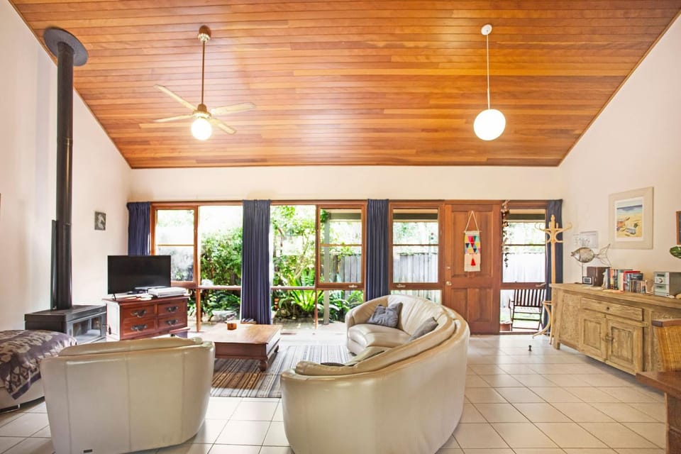Semaphore Beach House House in Hawks Nest