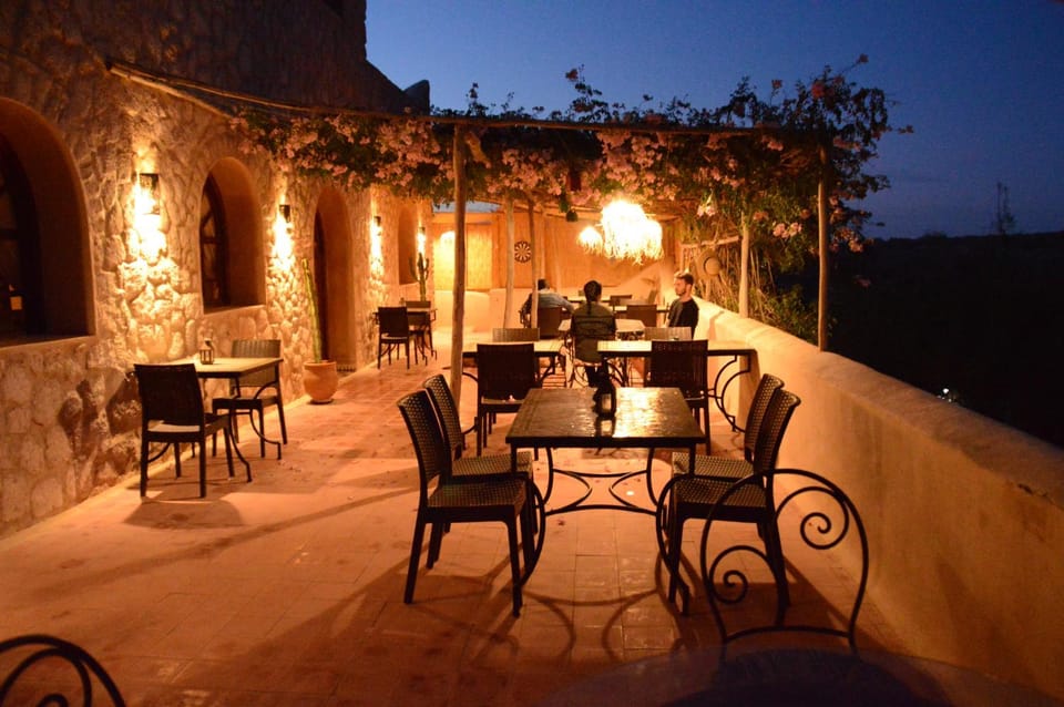 Balcony/Terrace, Internal: Not applicable to any particular room