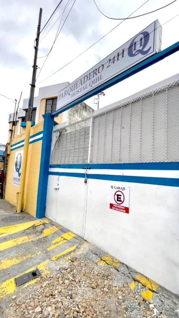 Hostal Quil Bed and Breakfast in Guayaquil