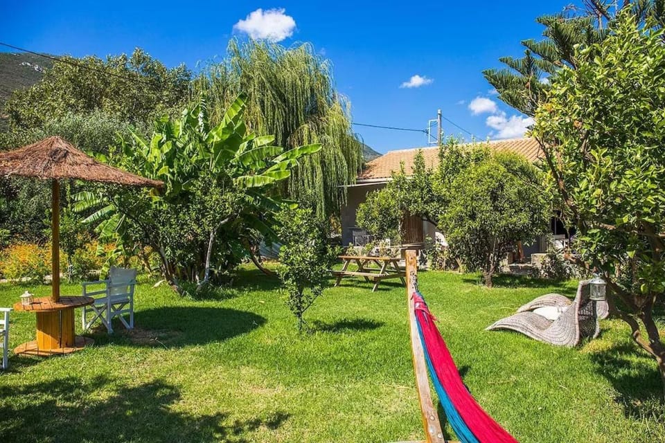 Stavlos Cottage Apartment in Vasiliki
