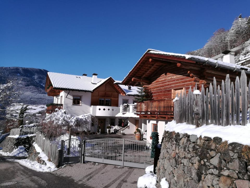 Property building, Winter