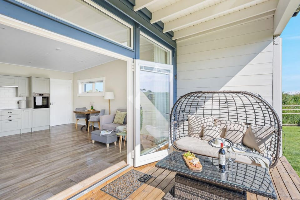 Patio, Garden, Balcony/Terrace, Garden view