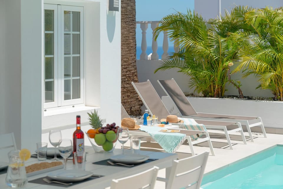 VILLA CHARLANA by Buenavilla Villa in Puerto del Carmen