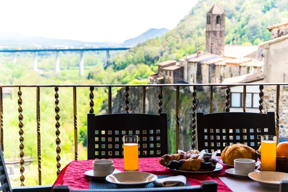 Patio, Natural landscape, View (from property/room), Balcony/Terrace, Balcony/Terrace, Dining area, Mountain view