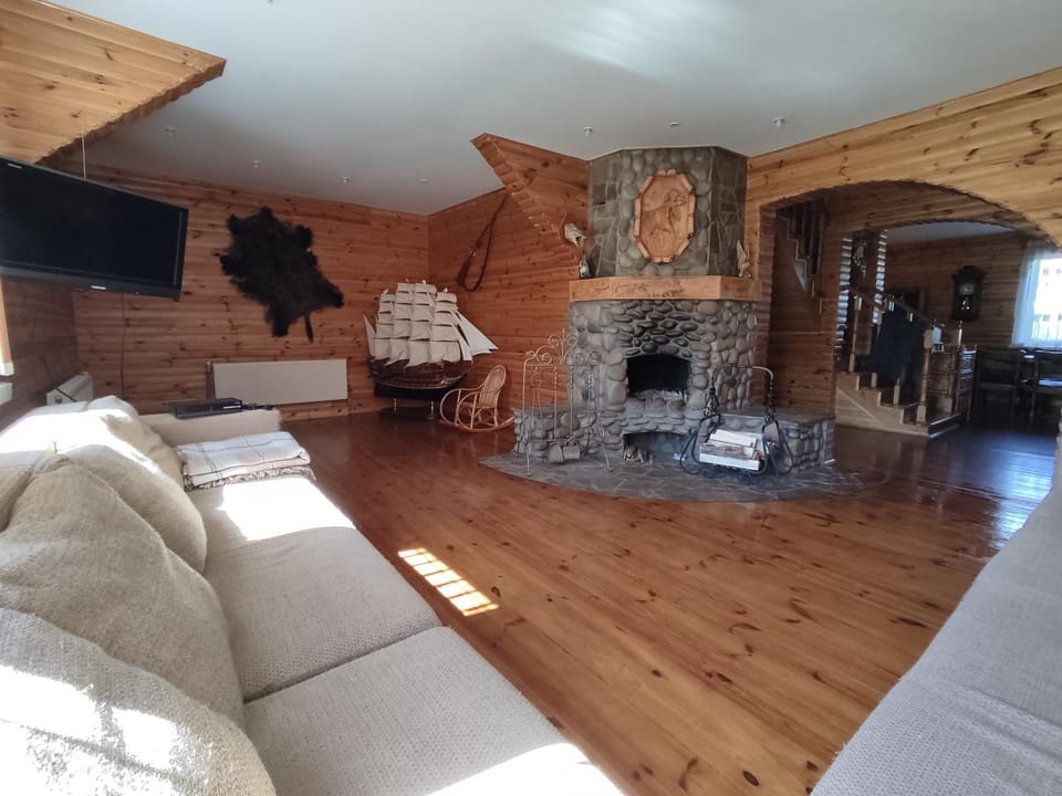 Living room, Seating area, fireplace