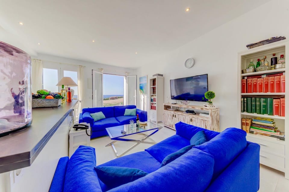Property building, Living room, Sea view