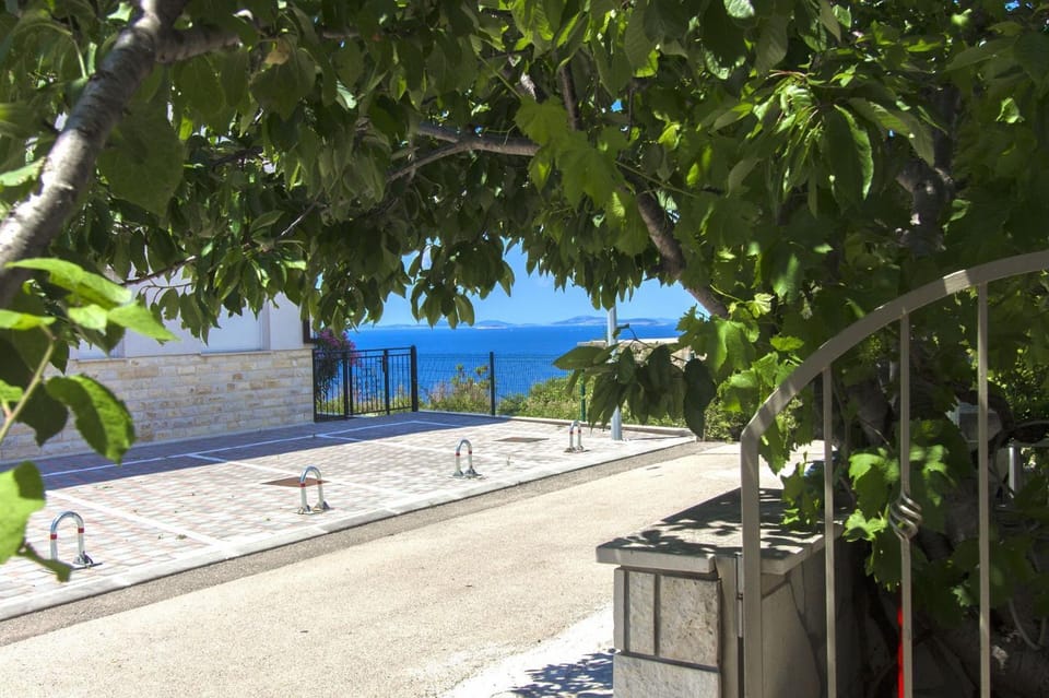 Property building, Parking