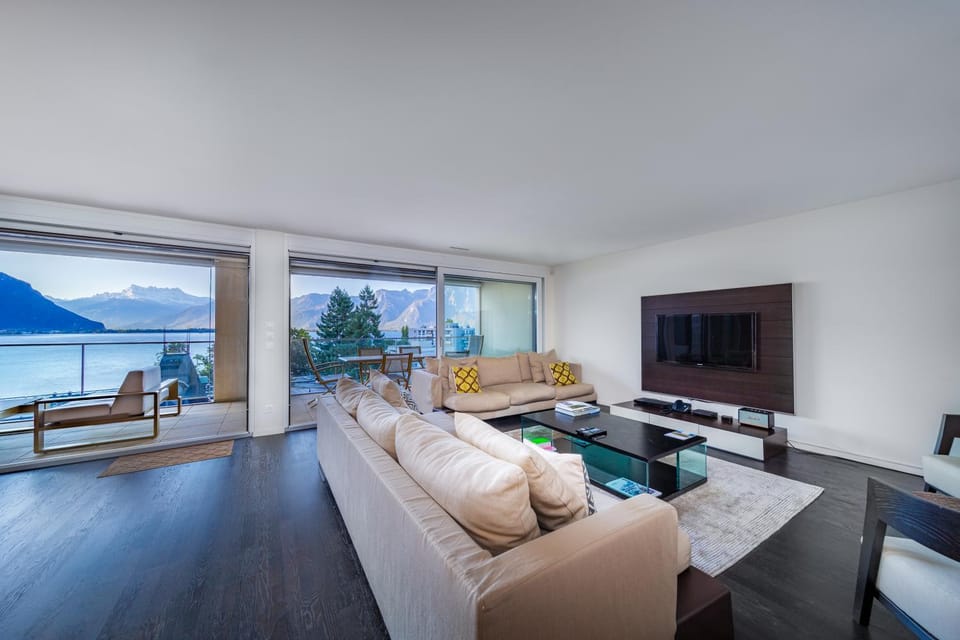 Living room, Seating area, Lake view