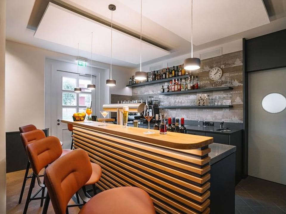 Lounge or bar