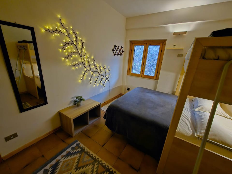 Bed, Decorative detail, Bedroom, bunk bed