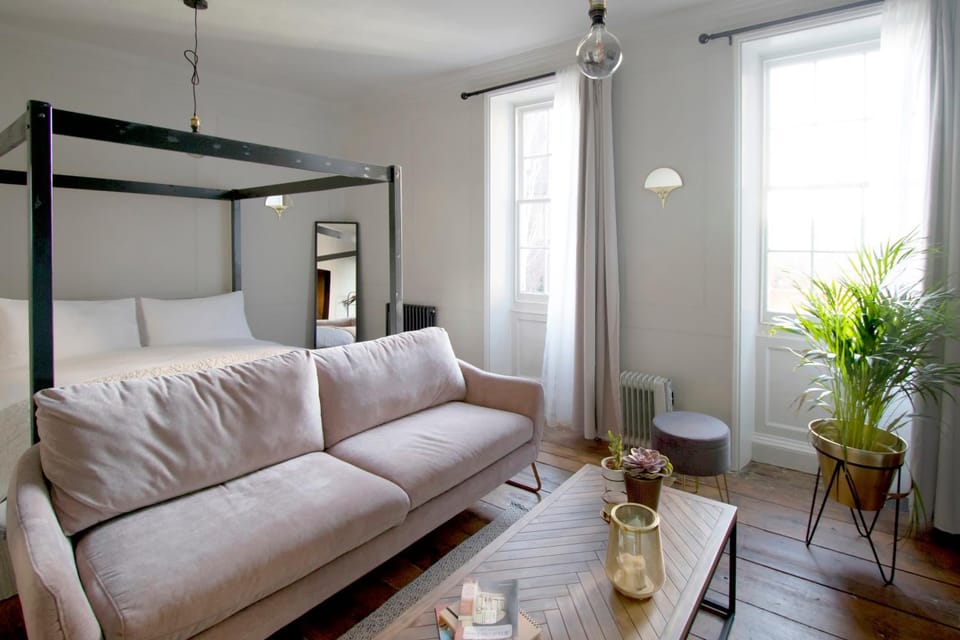 Living room, Bedroom