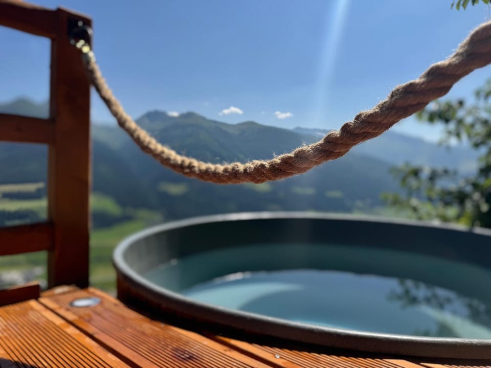 Hot Tub, Hot Tub, Spa and wellness centre/facilities, Swimming pool