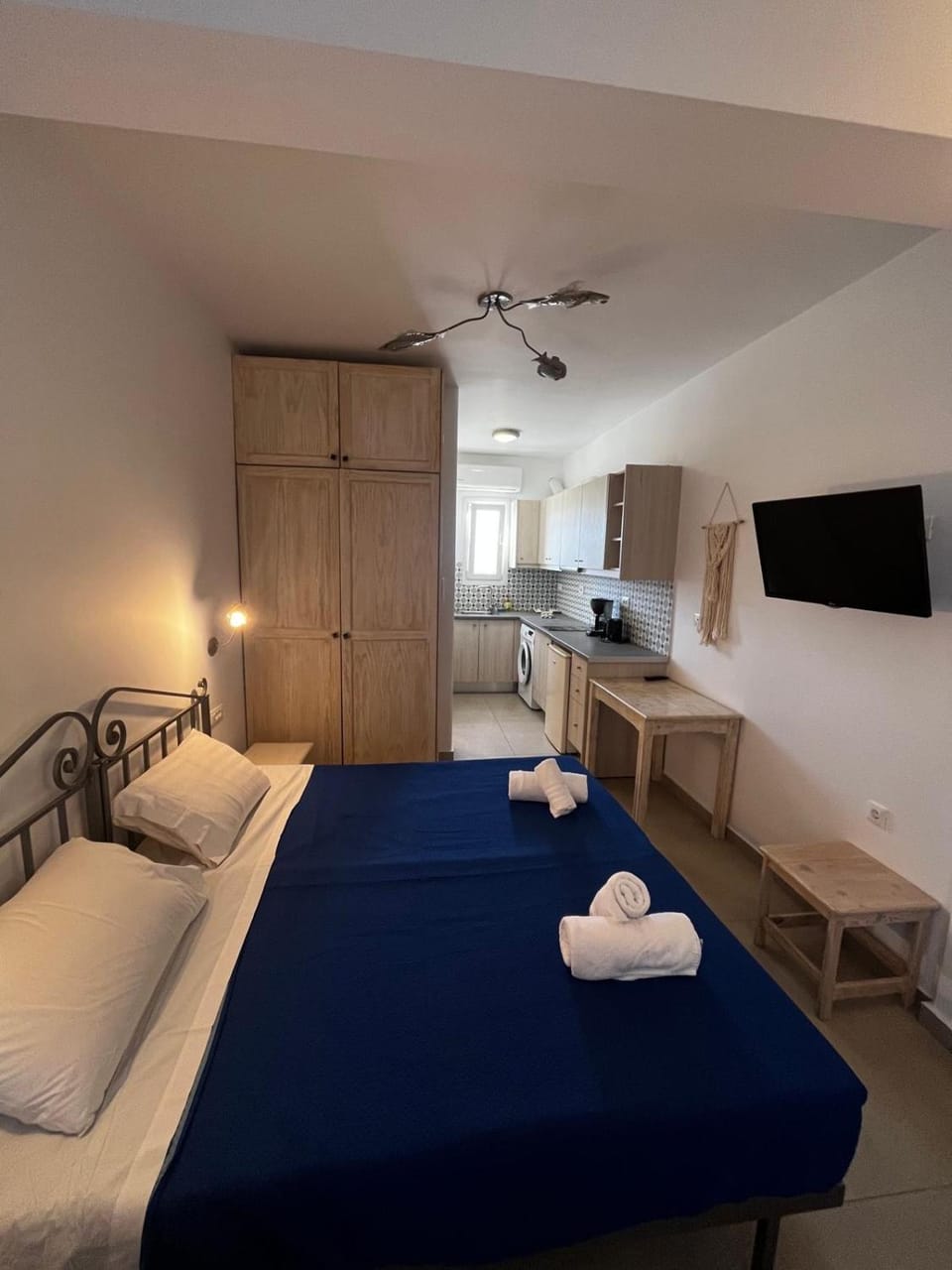 Bed, Photo of the whole room, Bedroom, towels, wardrobe