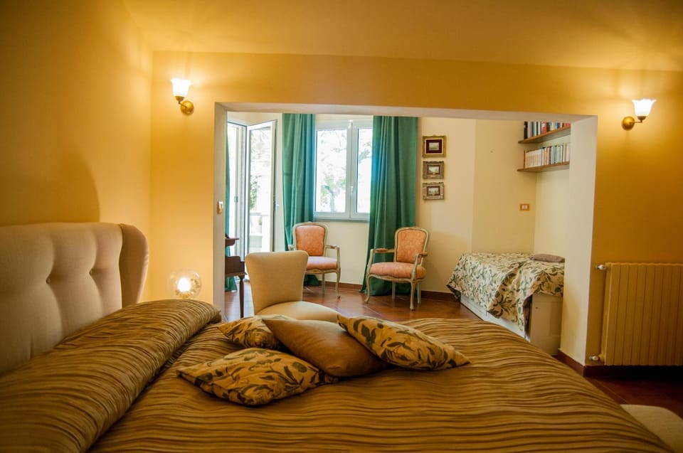 Photo of the whole room