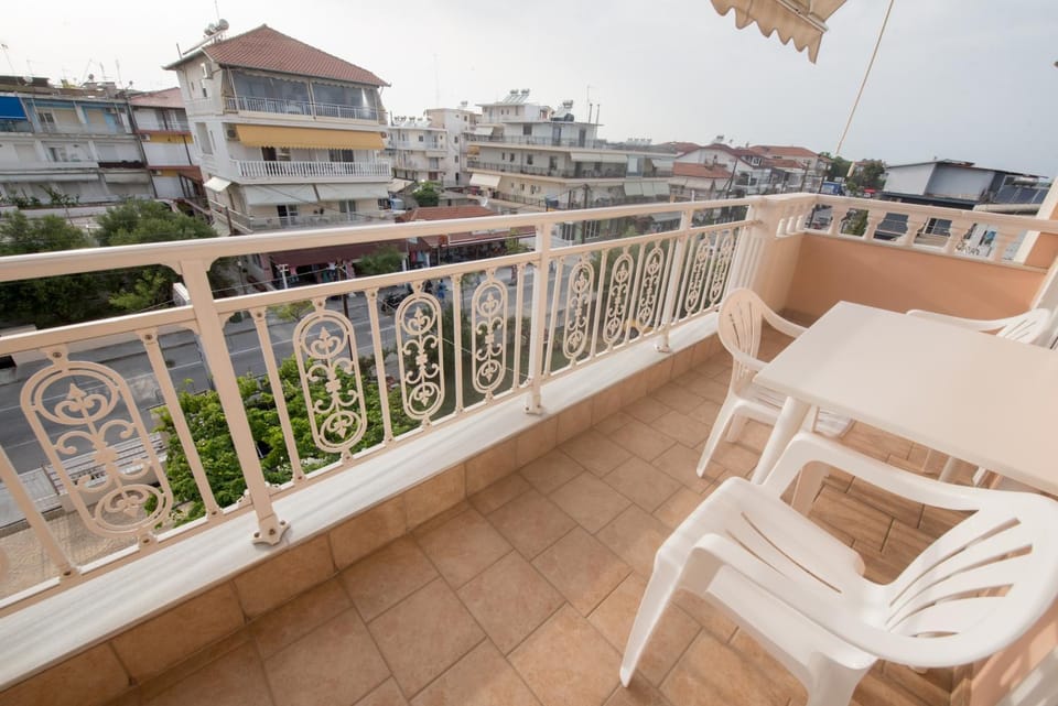 Aris Apartment hotel in Pieria, Greece