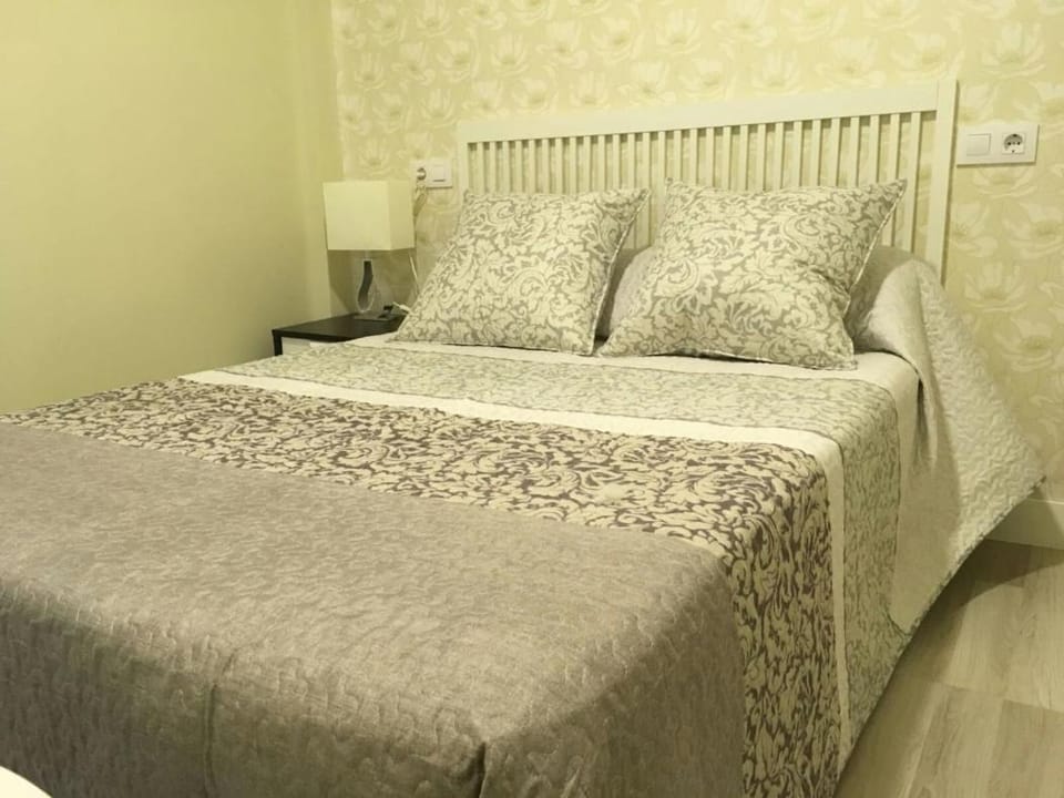 Centrico Apartament al lado de la estacion d tren Vivienda de uso Turistico Apartment in Logrono