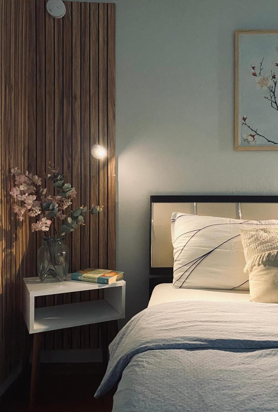 Bed, Bedroom