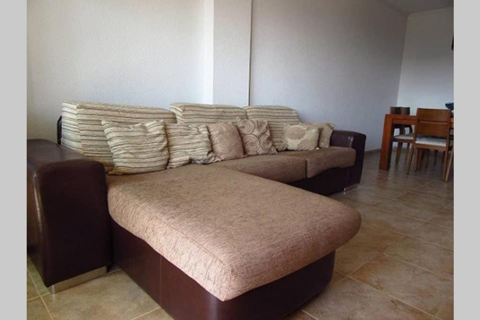 Apartamento familiar con vistas al mar Apartment in Alacantí