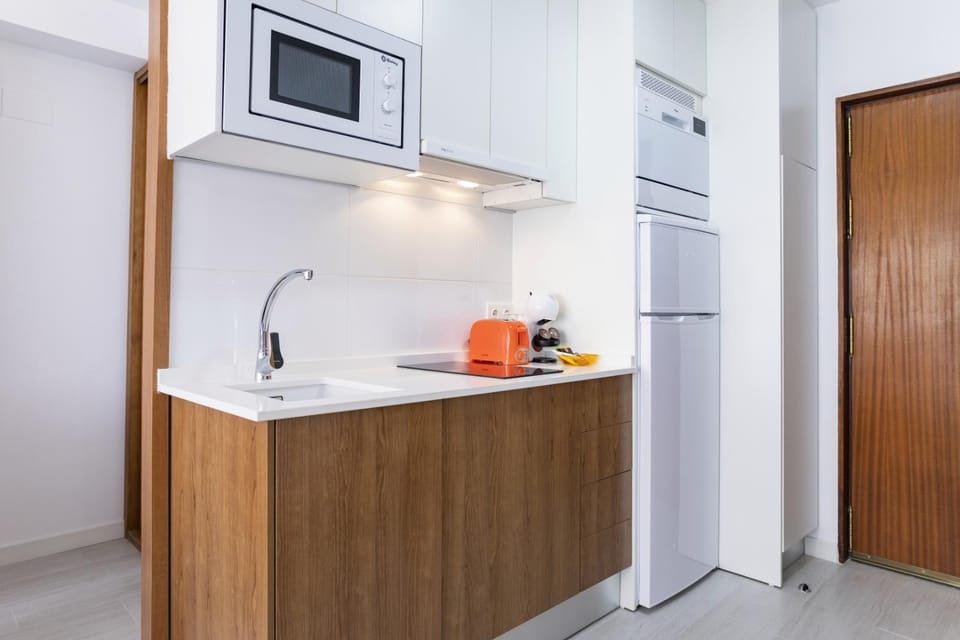 Livemalaga Modern & Vintage Malagueta Apartment in Malaga