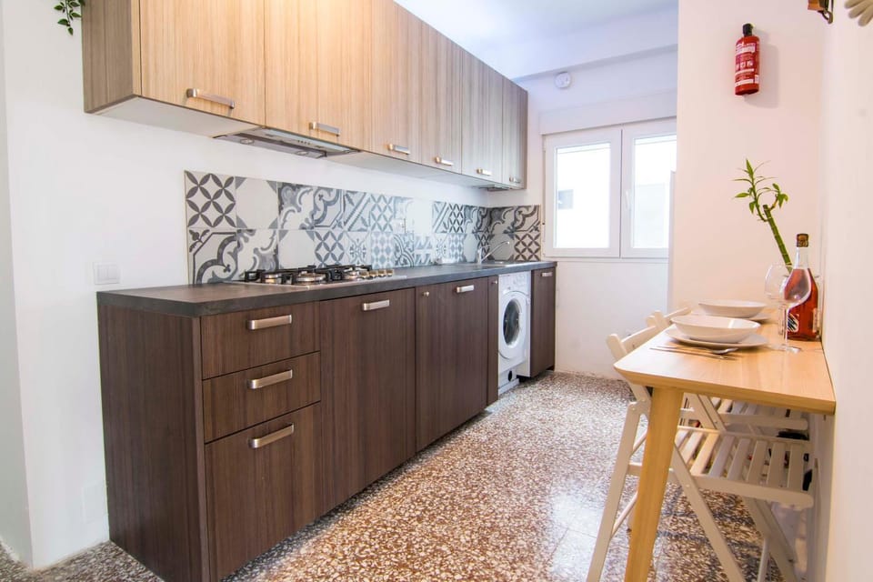 Kitchen or kitchenette, Photo of the whole room