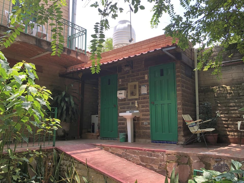 Garden, Public Bath