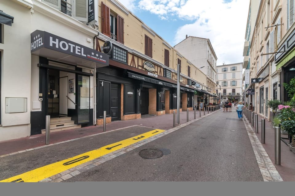 Neighbourhood, City view, Street view