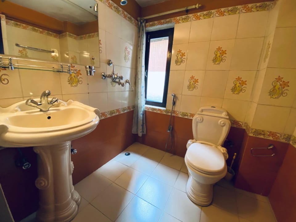 Toilet, Bathroom